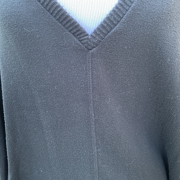 Simply Threads Sweater - Picture 2 of 3